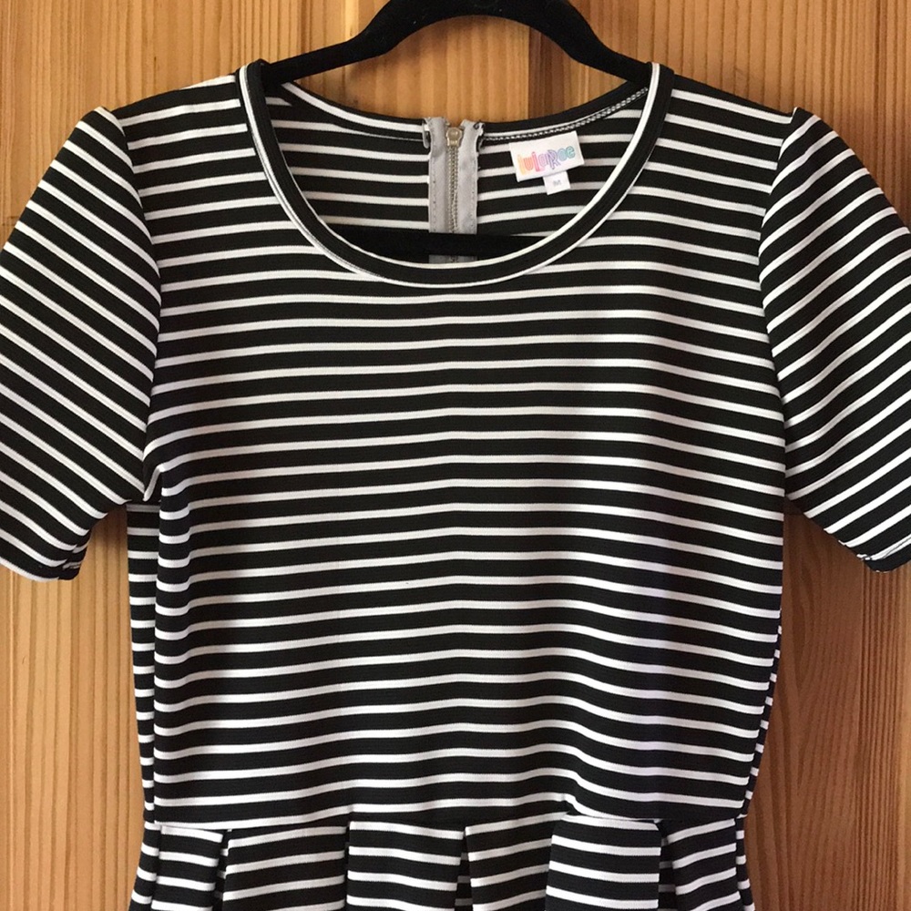 LuLaRoe Amelia Dress